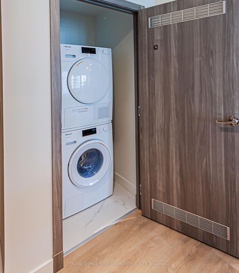 Photo 14 at 1801 - 27 McMahon Drive, Bayview Village, Toronto