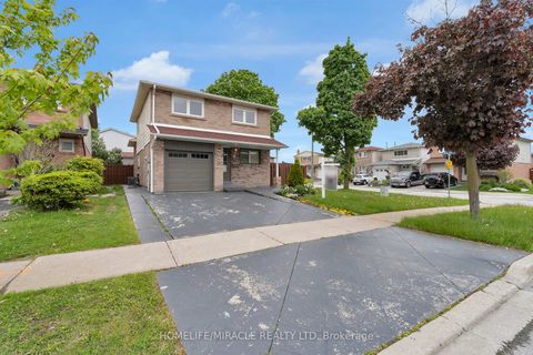 Photo 2 at 8 Franca Crescent, Jamestown, Toronto
