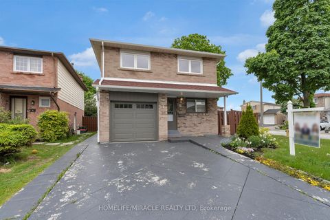 Photo 3 at 8 Franca Crescent, Jamestown, Toronto