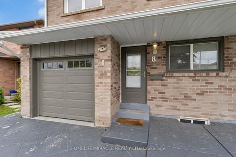 Photo 4 at 8 Franca Crescent, Jamestown, Toronto