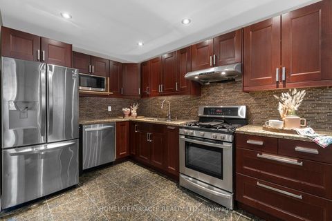 Photo 10 at 8 Franca Crescent, Jamestown, Toronto