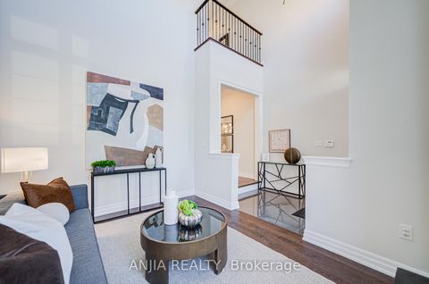 Photo 4 at 27 Mike Boshevski Court, Rural Aurora, Aurora Photo 4 at 27 Mike Boshevski Court, Rural Aurora, Aurora