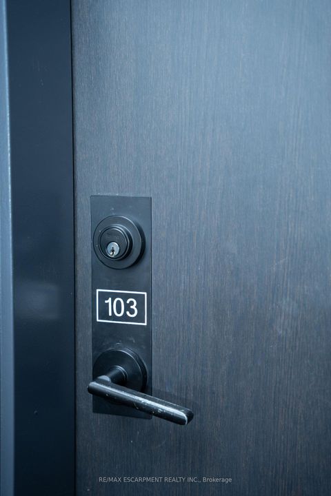Photo 23 at 103 - 210 Sabina Drive, GO Glenorchy, Oakville