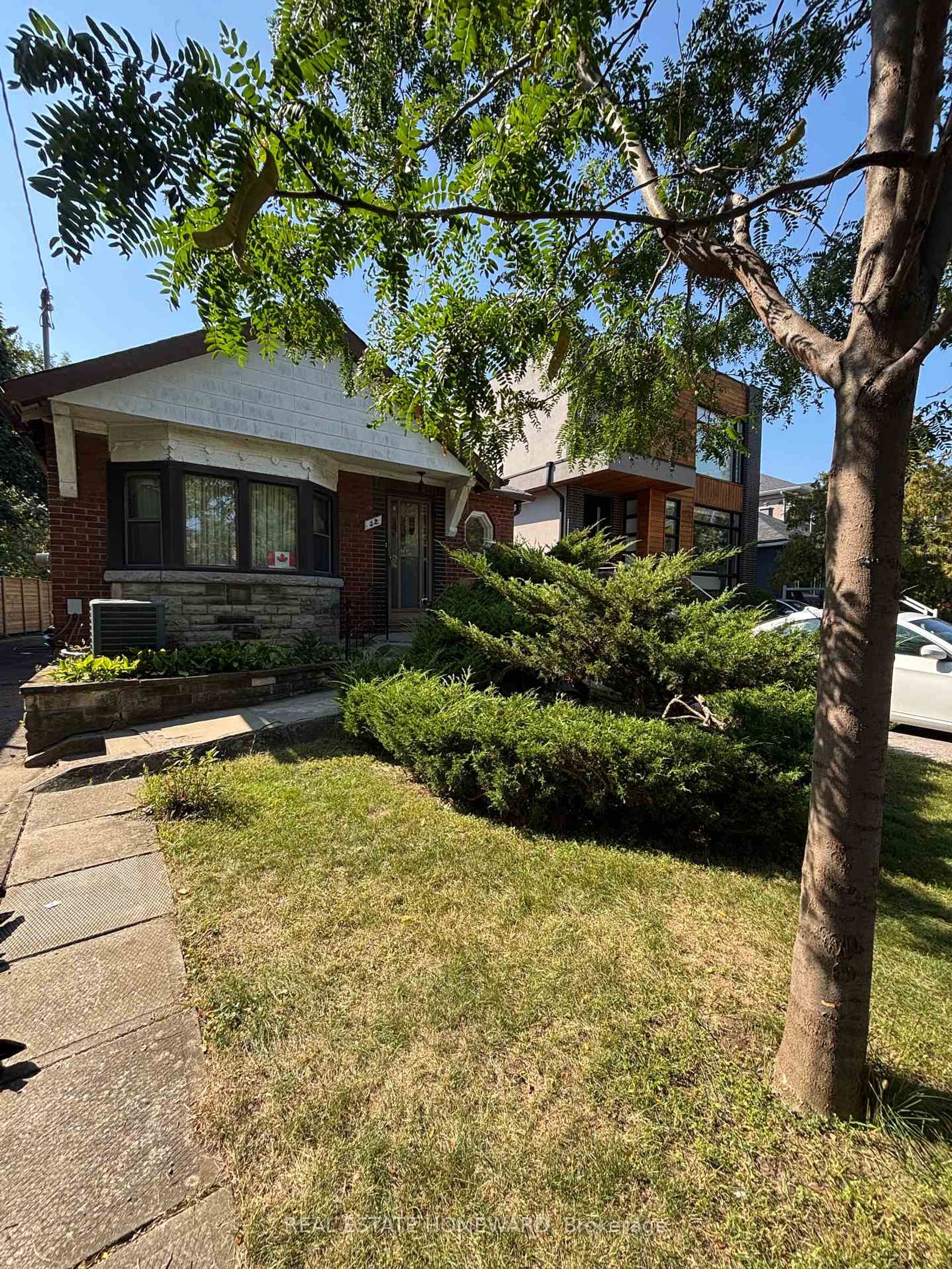 12 St Hubert Avenue, East York, Toronto 