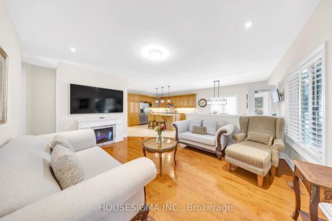 Photo 19 at 38 Pairash Avenue, Mill Pond, Richmond Hill
