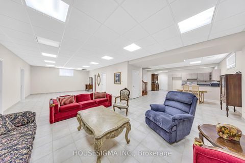 Photo 32 at 38 Pairash Avenue, Mill Pond, Richmond Hill