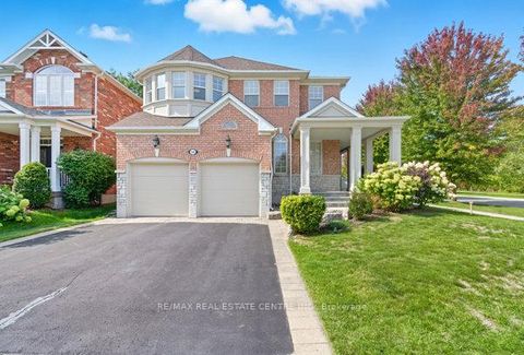 Photo 3 at 122 Wood Rim Drive, Oak Ridges Lake Wilcox, Richmond Hill