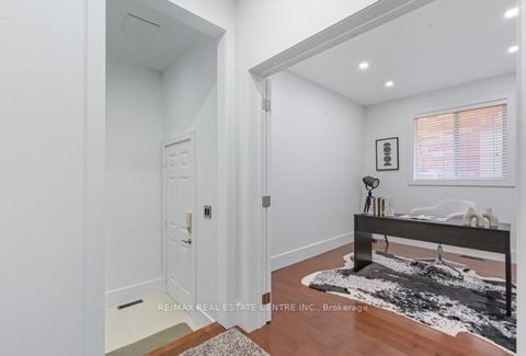 Photo 10 at 122 Wood Rim Drive, Oak Ridges Lake Wilcox, Richmond Hill