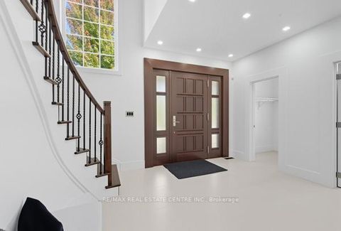 Photo 11 at 122 Wood Rim Drive, Oak Ridges Lake Wilcox, Richmond Hill