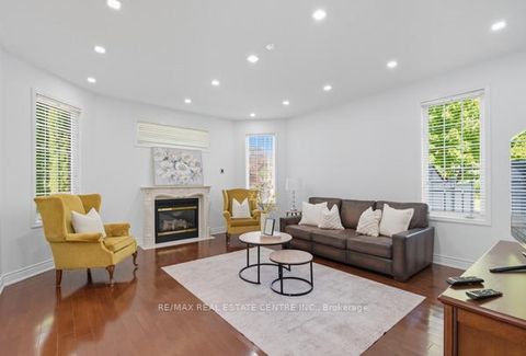 Photo 17 at 122 Wood Rim Drive, Oak Ridges Lake Wilcox, Richmond Hill