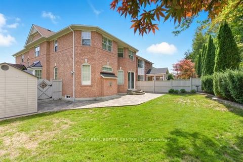 Photo 46 at 122 Wood Rim Drive, Oak Ridges Lake Wilcox, Richmond Hill