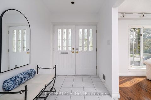 Photo 2 at 228 Betty Ann Drive, Willowdale West, Toronto
