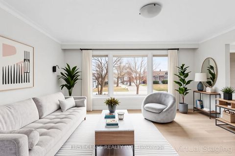 Photo 4 at 196 Acton Avenue, Bathurst Manor, Toronto