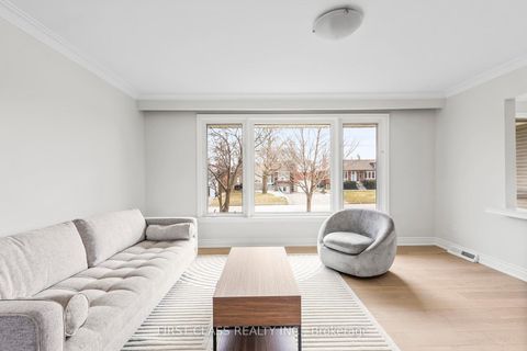 Photo 5 at 196 Acton Avenue, Bathurst Manor, Toronto