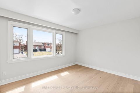 Photo 14 at 196 Acton Avenue, Bathurst Manor, Toronto