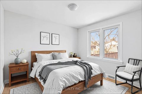 Photo 15 at 196 Acton Avenue, Bathurst Manor, Toronto