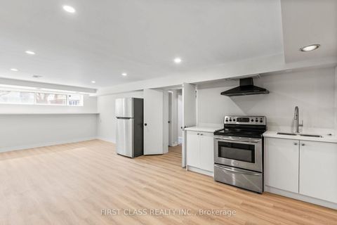 Photo 21 at 196 Acton Avenue, Bathurst Manor, Toronto