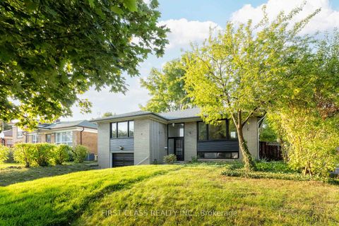 Photo 30 at 196 Acton Avenue, Bathurst Manor, Toronto