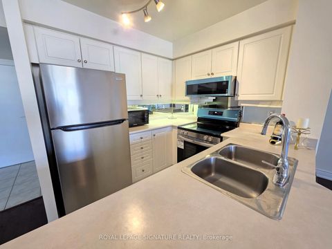 Photo 12 at 1002 - 8 Rean Drive, Bayview Village, Toronto