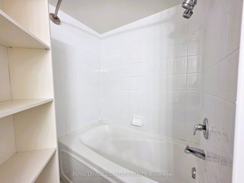 Photo 18 at 1002 - 8 Rean Drive, Bayview Village, Toronto