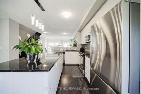 Photo 10 at 55 Antibes Drive, Branson, Toronto