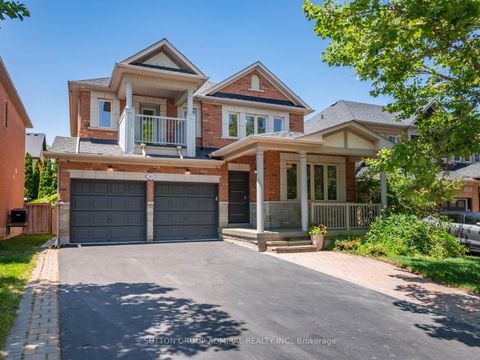 Photo 1 at 10 Auburndale Drive, Patterson, Vaughan