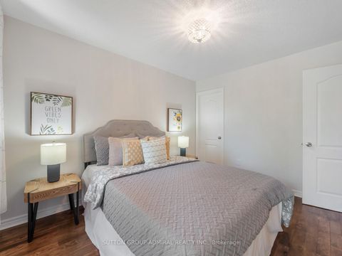 Photo 23 at 10 Auburndale Drive, Patterson, Vaughan