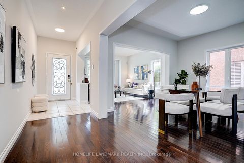 Photo 13 at 146 Selwyn Road, Jefferson, Richmond Hill