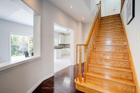 Photo 14 at 146 Selwyn Road, Jefferson, Richmond Hill