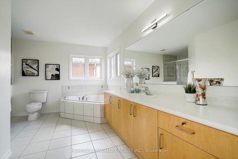 Photo 27 at 146 Selwyn Road, Jefferson, Richmond Hill