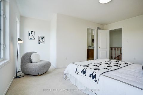 Photo 30 at 146 Selwyn Road, Jefferson, Richmond Hill