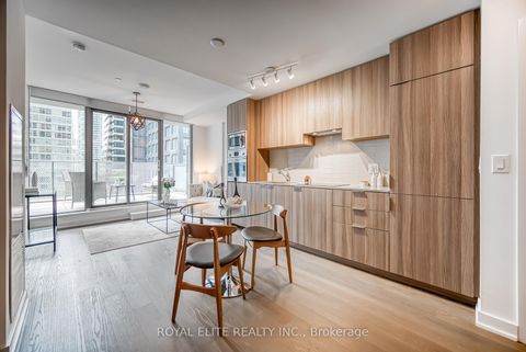 Photo 10 at 612 - 11 Wellesley Street W, Bay Street Corridor, Toronto