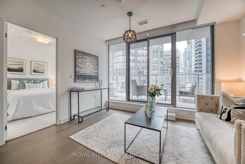 Photo 17 at 612 - 11 Wellesley Street W, Bay Street Corridor, Toronto