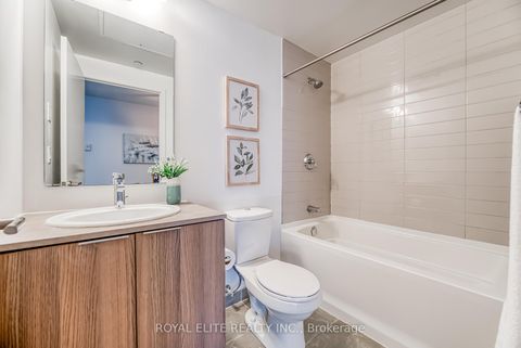 Photo 25 at 612 - 11 Wellesley Street W, Bay Street Corridor, Toronto