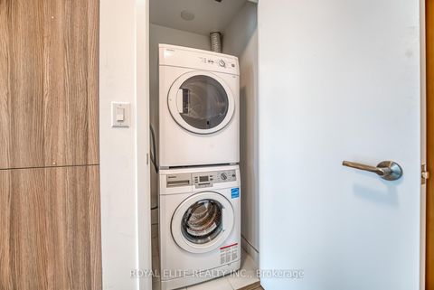 Photo 29 at 612 - 11 Wellesley Street W, Bay Street Corridor, Toronto