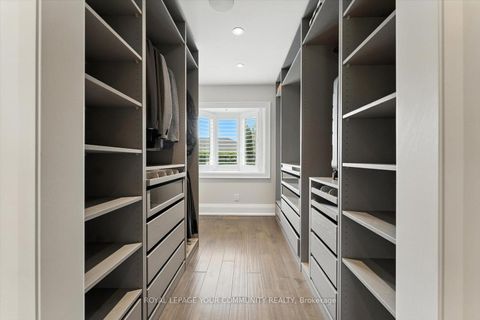 Photo 21 at 165 Clearview Heights, King City, King Photo 21 at 165 Clearview Heights, King City, King