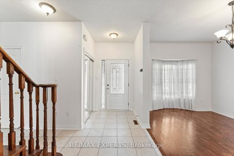 Photo 5 at 157 Cherokee Drive, Maple, Vaughan