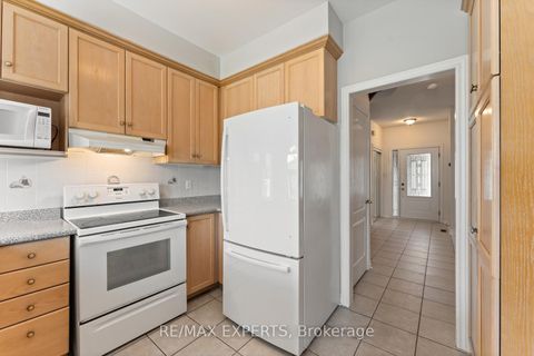 Photo 15 at 157 Cherokee Drive, Maple, Vaughan