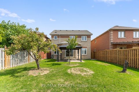 Photo 37 at 157 Cherokee Drive, Maple, Vaughan