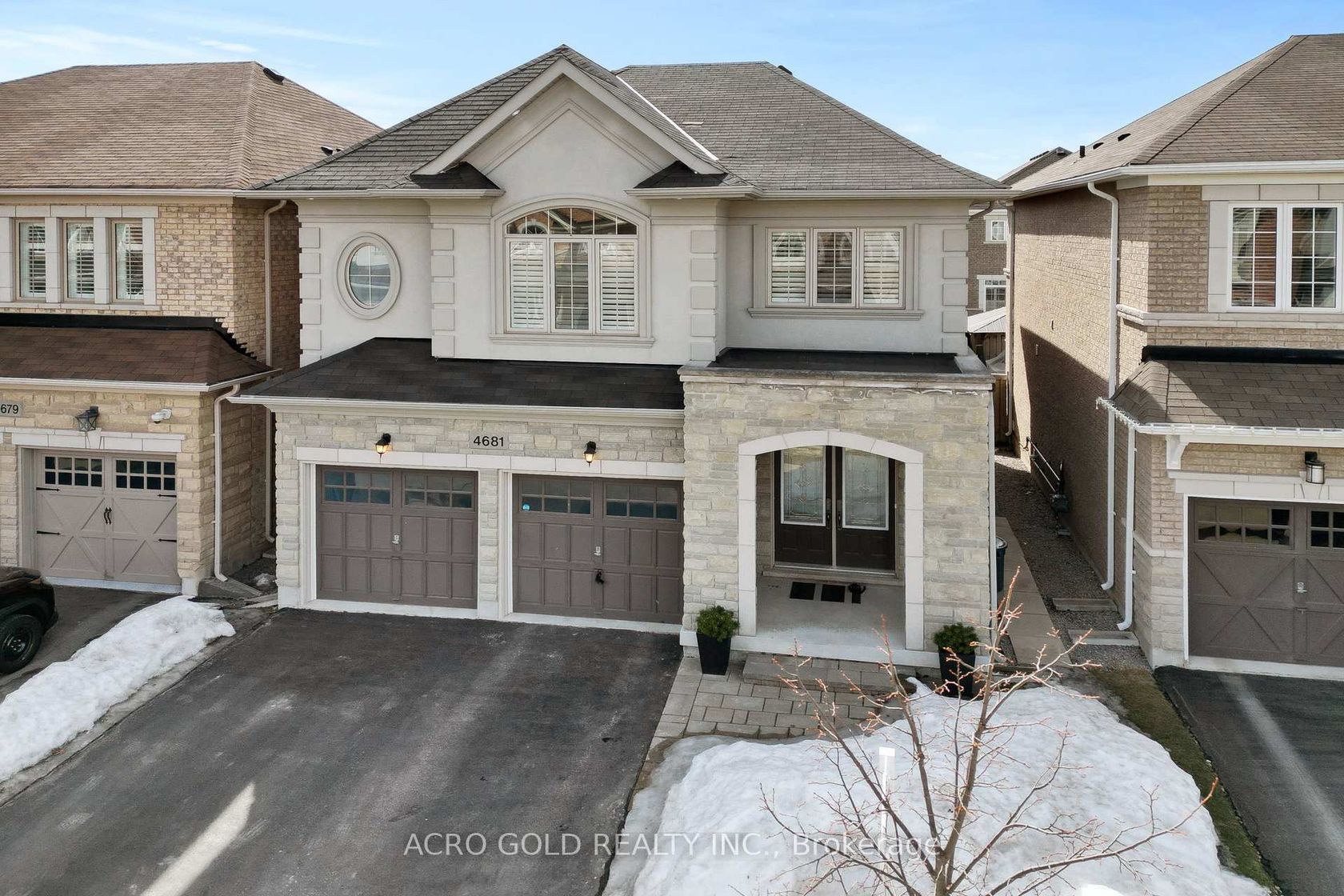 4681 Ray Lane, Alton, Burlington 