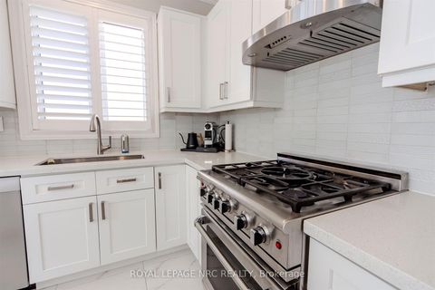 Photo 16 at 29 Grapevine Drive, Vellore Village, Vaughan Photo 16 at 29 Grapevine Drive, Vellore Village, Vaughan