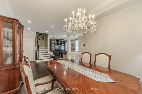 Photo 21 at 29 Grapevine Drive, Vellore Village, Vaughan