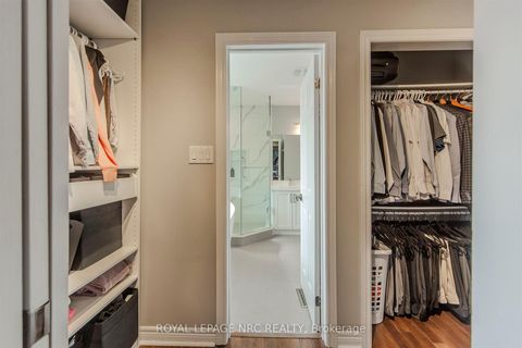 Photo 30 at 29 Grapevine Drive, Vellore Village, Vaughan