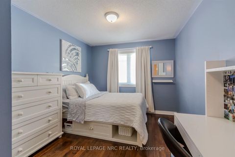 Photo 33 at 29 Grapevine Drive, Vellore Village, Vaughan Photo 33 at 29 Grapevine Drive, Vellore Village, Vaughan