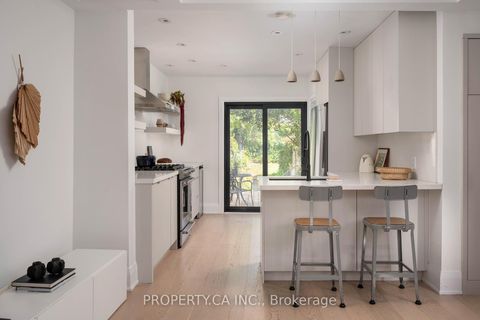 Photo 10 at 389 Winona Drive, Oakwood Village, Toronto