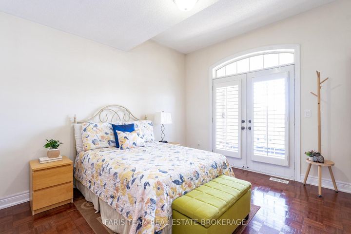 Photo 20 at 45 Via Piani Road, Vellore Village, Vaughan