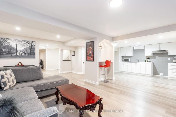 Photo 27 at 45 Via Piani Road, Vellore Village, Vaughan