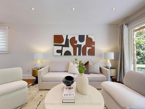 Photo 11 at 25 Evermede Drive, Donalda, Toronto