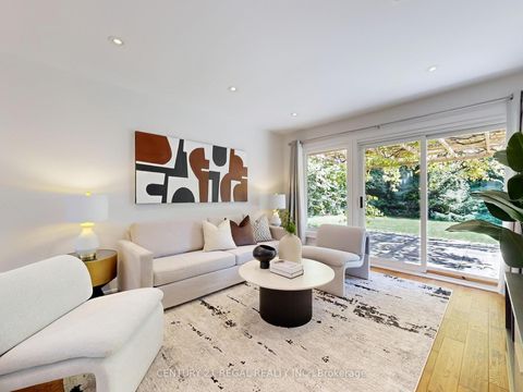 Photo 12 at 25 Evermede Drive, Donalda, Toronto