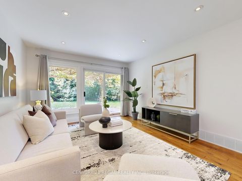 Photo 15 at 25 Evermede Drive, Donalda, Toronto